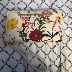 Steve Madden wallet/ wristlet